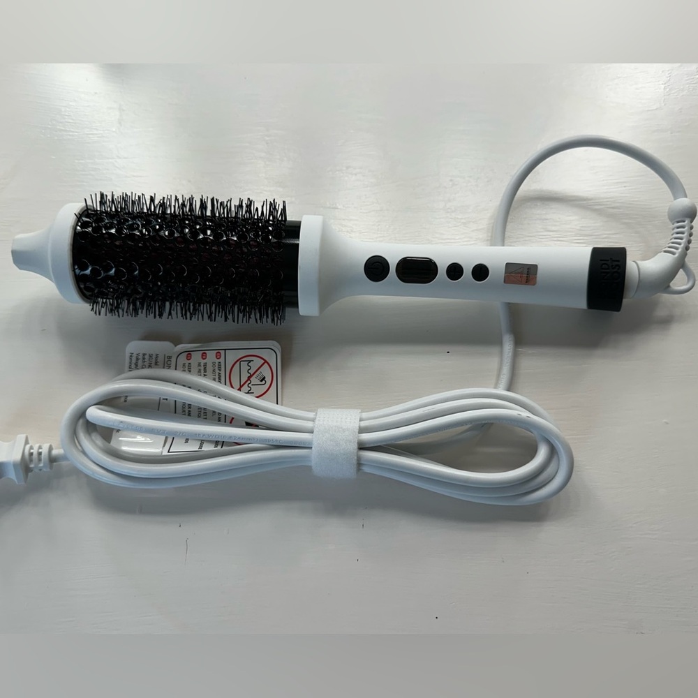 Bondi Boost Infrared Heat Thermal Round Brush NEW